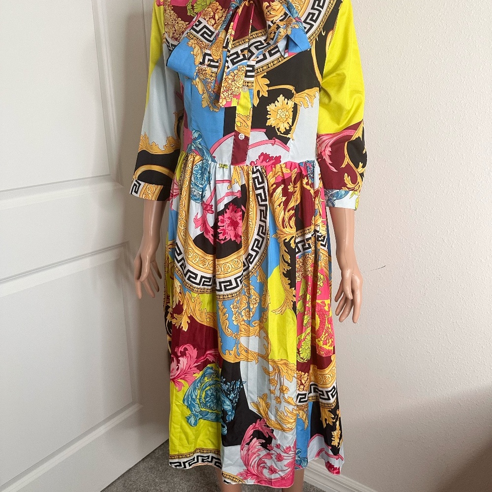 Retro vintage fit and flare dress in multicolor in size large.